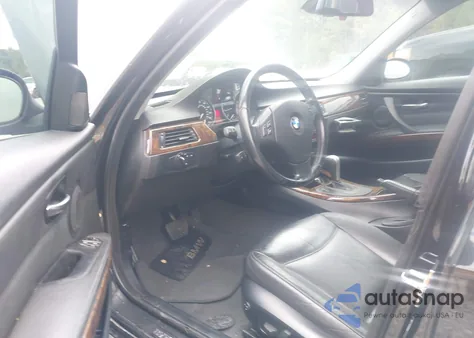 2006 BMW 330I z USA, uszkodzony, nr VIN WBAVB33516KS35896